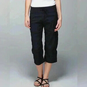 Lululemon Studio Crop Black size 2